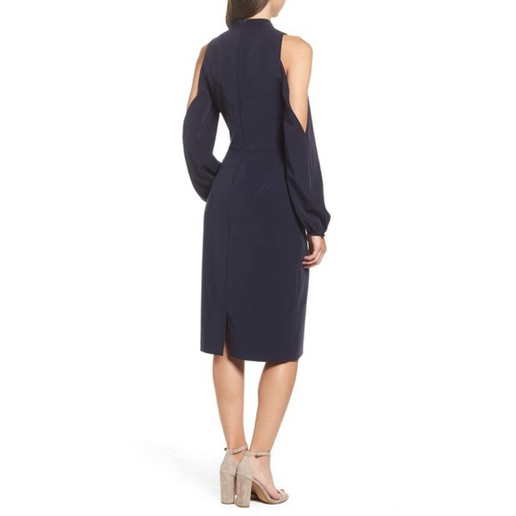 MAGGY LONDON DRESS - Picture 2 of 5